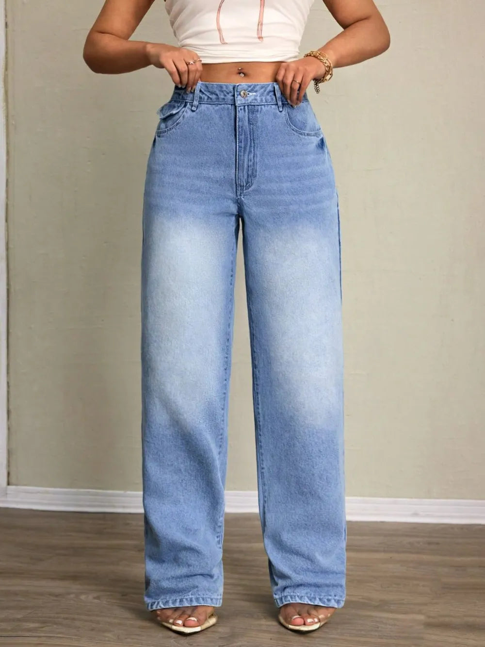 Washed High-Waist Jeans