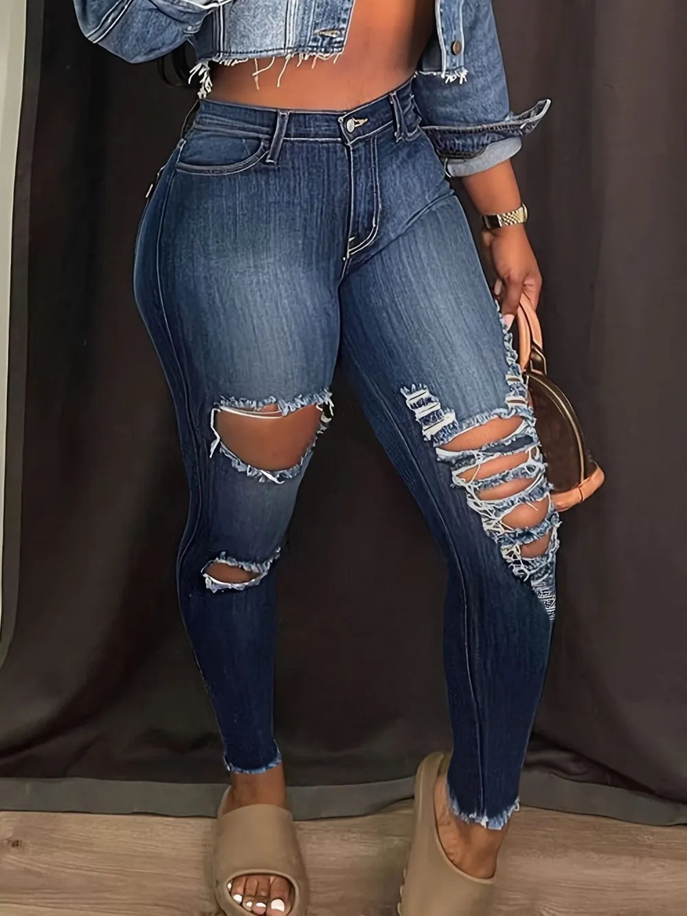 Distressed Skinny Jeans